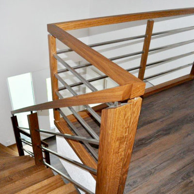 Treppengealender Holz Metall Handlauf Treppenbau 0376